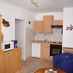 Schicke 150m Vom Kostenlos Wlan Grosses Schwimmbad Sauna *
