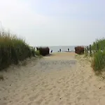 Schicke 150m Vom Kostenlos Wlan Grosses Schwimmbad Sauna Куксхафен