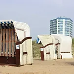 Schicke 150m Vom Kostenlos Wlan Grosses Schwimmbad Sauna Апартаменты